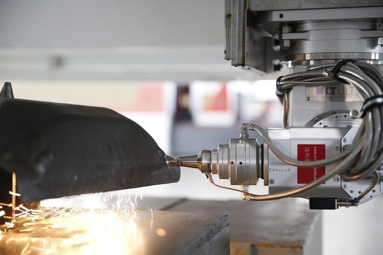 TheLuminus Manufacturing Machinery